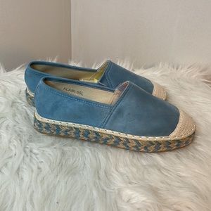 Olivia +Kate womens flat canvas color baby blue size 8